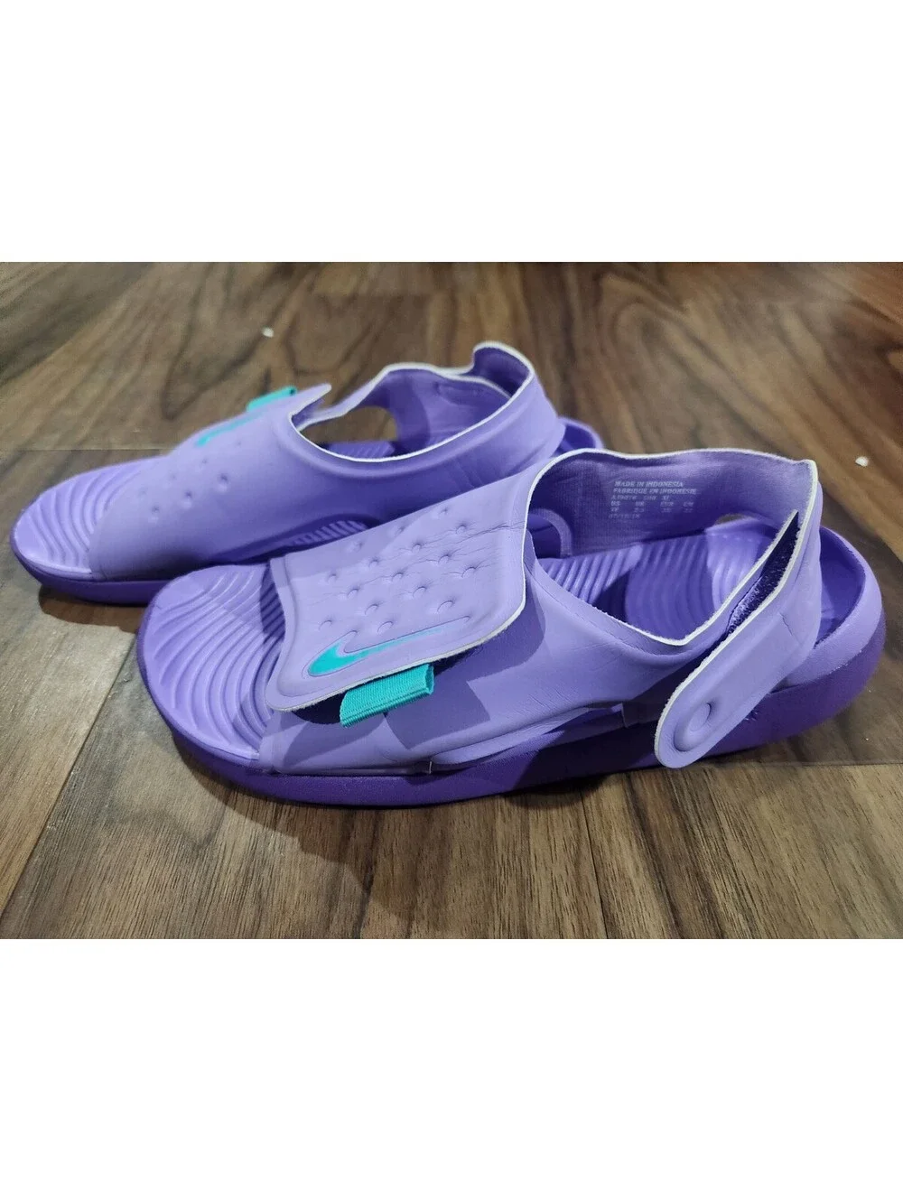 Nike sunray water